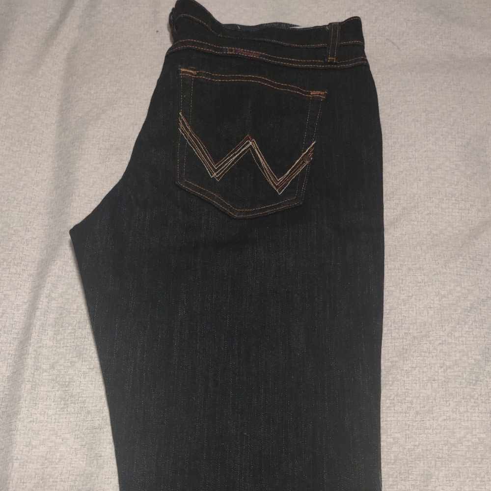 Women's wrangler jeans
